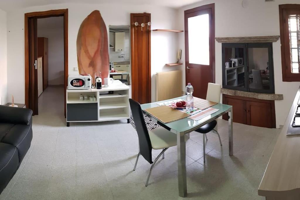 Appartamento Al Camino Torri di Quartesolo Luaran gambar